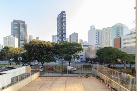 Apartamento à venda com 98m², 2 quartos e 1 vaga