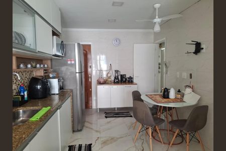 Apartamento à venda com 213m², 3 quartos e 2 vagas