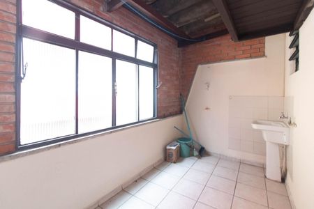 Apartamento para alugar com 150m², 3 quartos e 2 vagas Apartamento para alugar com 150m², 3 quartos e 2 vagasÁrea de Serviço