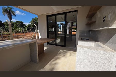 Casa à venda com 162m², 3 quartos e 2 vagas Casa à venda com 162m², 3 quartos e 2 vagasCozinha
