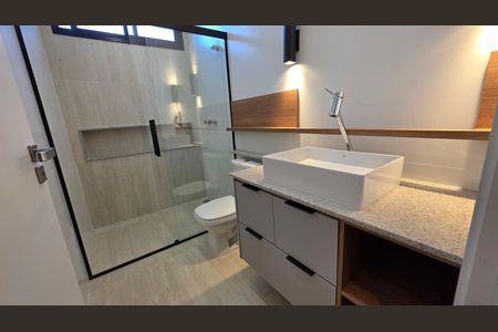 Casa à venda com 162m², 3 quartos e 2 vagas Casa à venda com 162m², 3 quartos e 2 vagasBanheiro da Suíte