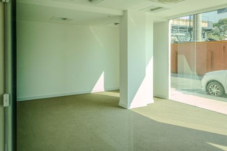Apartamento à venda com 35m², 1 quarto e 1 vaga Apartamento à venda com 35m², 1 quarto e 1 vagaÁrea comum - Salão de festas