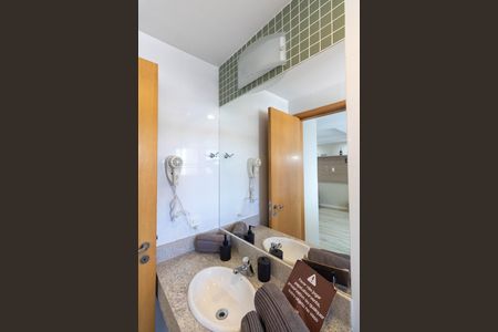 Banheiro de apartamento à venda com 1 quarto, 35m² em Campo Grande, Rio de Janeiro
