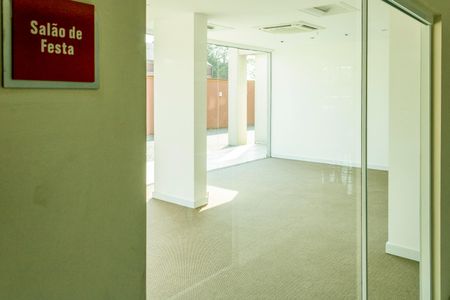Apartamento à venda com 35m², 1 quarto e 1 vaga Apartamento à venda com 35m², 1 quarto e 1 vagaÁrea comum - Salão de festas