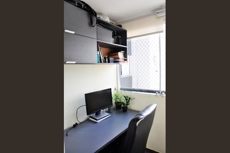 Apartamento à venda com 48m², 2 quartos e 1 vaga Apartamento à venda com 48m², 2 quartos e 1 vagaDetalhe - Varanda da Sala e Sala de Jantar