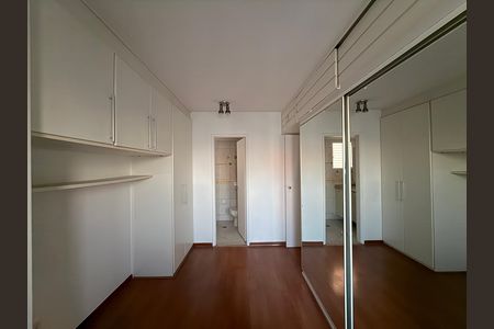 Apartamento para alugar com 4 quartos, 113m² em Santa Cecilia, São Paulo