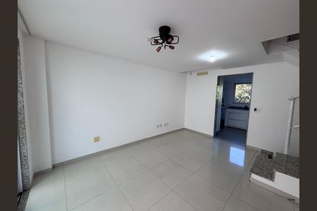 Sala de apartamento para alugar com 4 quartos, 153m² em Recreio dos Bandeirantes, Rio de Janeiro