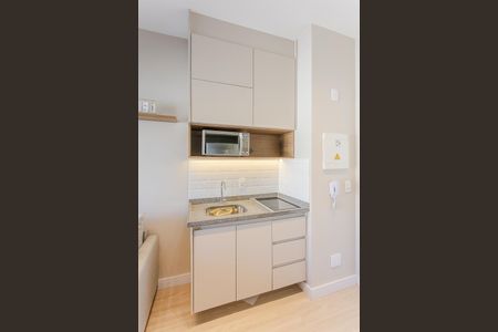 Cozinha de kitnet/studio para alugar com 1 quarto, 25m² em Pinheiros, São Paulo