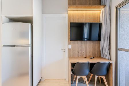 Sala de kitnet/studio para alugar com 1 quarto, 25m² em Pinheiros, São Paulo