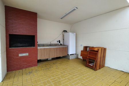 Apartamento à venda com 75m², 2 quartos e 1 vaga Apartamento à venda com 75m², 2 quartos e 1 vagaÁrea comum - Churrasqueira