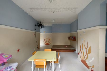Apartamento à venda com 75m², 2 quartos e 1 vaga Apartamento à venda com 75m², 2 quartos e 1 vagaBrinquedoteca