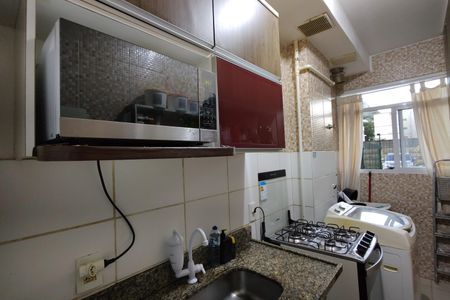 Apartamento à venda com 75m², 2 quartos e 1 vaga Apartamento à venda com 75m², 2 quartos e 1 vagaCozinha - Armários