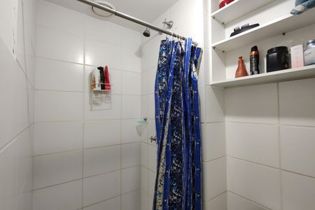 Apartamento à venda com 75m², 2 quartos e 1 vaga Apartamento à venda com 75m², 2 quartos e 1 vagaBanheiro Social