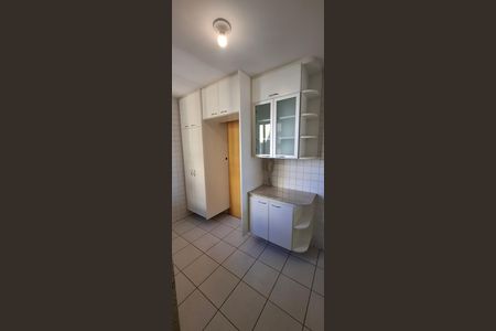 Apartamento para alugar com 103m², 4 quartos e 2 vagas