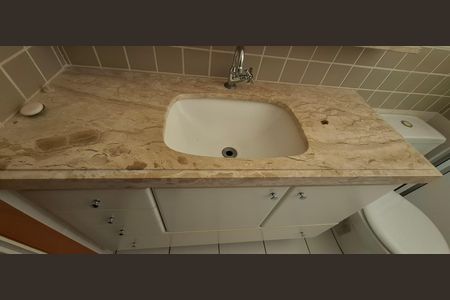 Apartamento para alugar com 103m², 4 quartos e 2 vagas