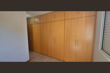 Apartamento para alugar com 103m², 4 quartos e 2 vagas