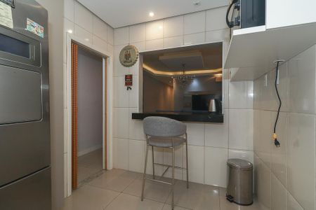 Apartamento para alugar com 100m², 2 quartos e sem vaga Apartamento para alugar com 100m², 2 quartos e sem vagaCozinha