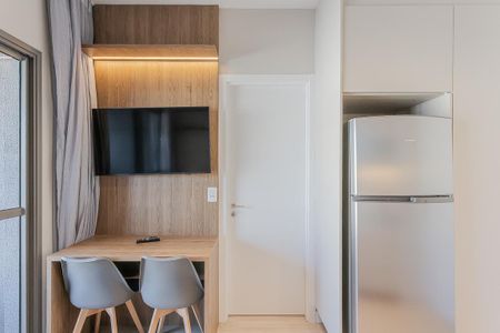 Sala de kitnet/studio para alugar com 1 quarto, 25m² em Pinheiros, São Paulo