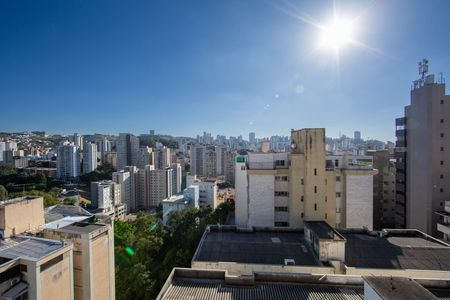 Apartamento à venda com 110m², 3 quartos e 2 vagas Apartamento à venda com 110m², 3 quartos e 2 vagasVISTA