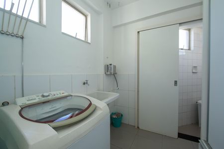 AREA DE SERVICO de apartamento à venda com 3 quartos, 110m² em Santo Antônio, Belo Horizonte