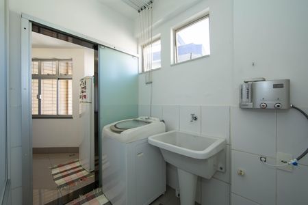 AREA DE SERVICO de apartamento à venda com 3 quartos, 110m² em Santo Antônio, Belo Horizonte
