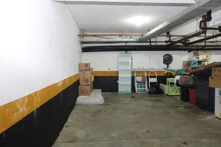 Casa de condomínio à venda com 68m², 2 quartos e 1 vagaGaragem