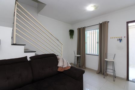 Sala de casa de condomínio à venda com 2 quartos, 68m² em Parque Boturussu, São Paulo