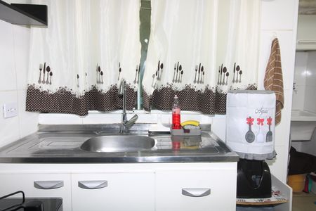 Cozinha de casa de condomínio à venda com 2 quartos, 68m² em Parque Boturussu, São Paulo