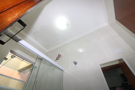 Casa de condomínio à venda com 68m², 2 quartos e 1 vagaBanheiro da Suíte 2