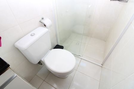 Banheiro da Suíte 1 de casa de condomínio à venda com 2 quartos, 68m² em Parque Boturussu, São Paulo