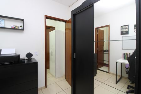 Casa de condomínio à venda com 68m², 2 quartos e 1 vagaSuíte 2