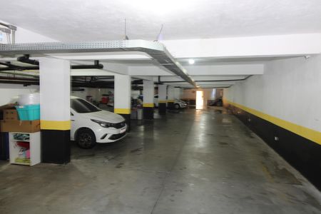 Casa de condomínio à venda com 68m², 2 quartos e 1 vagaGaragem