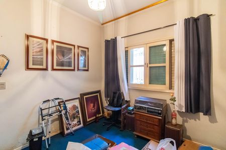 Quarto  de casa à venda com 3 quartos, 350m² em Vila Galvão, Guarulhos
