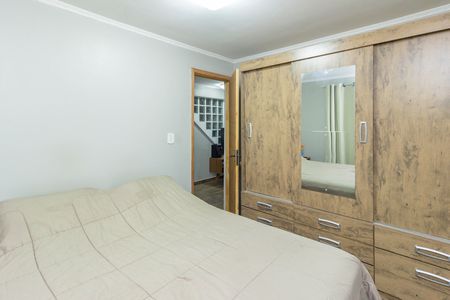 Quarto 1 de casa para alugar com 2 quartos, 120m² em Parque Pan Americano, São Paulo