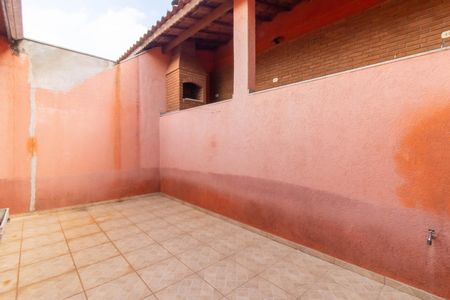 Casa para alugar com 169m², 3 quartos e 2 vagas Casa para alugar com 169m², 3 quartos e 2 vagasQuintal