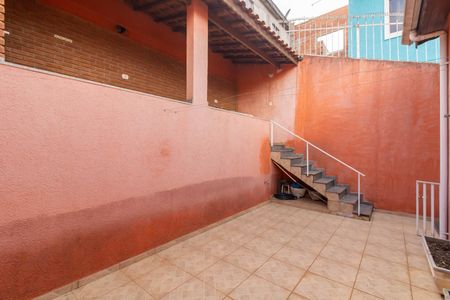 Casa para alugar com 169m², 3 quartos e 2 vagas Casa para alugar com 169m², 3 quartos e 2 vagasQuintal