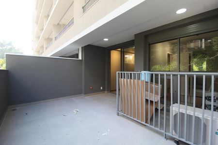 Varanda de apartamento à venda com 1 quarto, 47m² em Moema, São Paulo