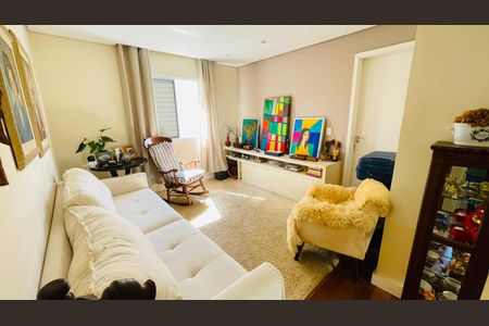 Casa de condomínio para alugar com 214m², 4 quartos e 6 vagas Casa de condomínio para alugar com 214m², 4 quartos e 6 vagasSala