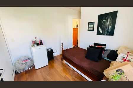 Casa de condomínio para alugar com 214m², 4 quartos e 6 vagas Casa de condomínio para alugar com 214m², 4 quartos e 6 vagasQuarto 3