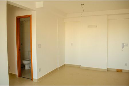 Sala de apartamento à venda com 2 quartos, 60m² em Setor Marechal Rondon, Goiânia