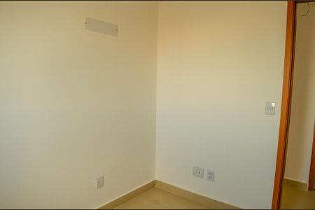 Apartamento para alugar com 60m², 2 quartos e 1 vaga Apartamento para alugar com 60m², 2 quartos e 1 vagaQuarto