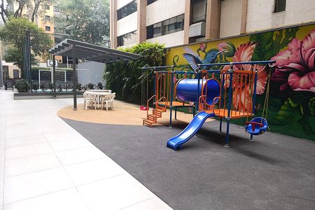 Apartamento para alugar com 119m², 3 quartos e 2 vagas Apartamento para alugar com 119m², 3 quartos e 2 vagasPlayground