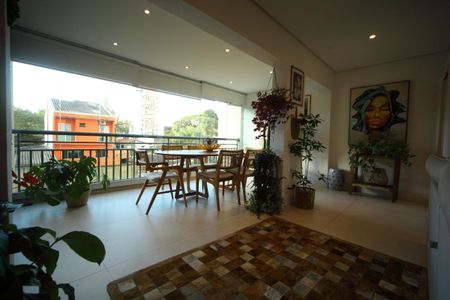 Apartamento à venda com 116m², 2 quartos e 2 vagasVaranda da Sala