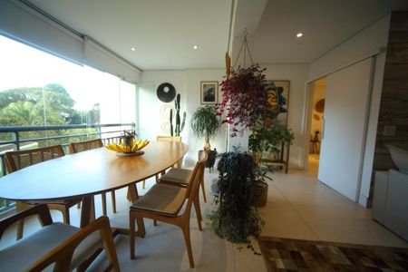 Apartamento à venda com 116m², 2 quartos e 2 vagasVaranda da Sala