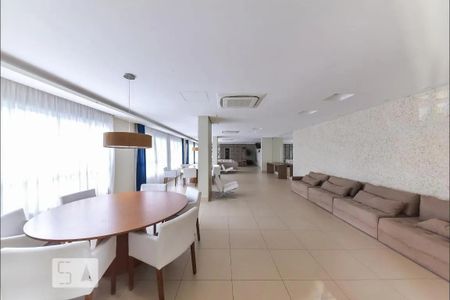 Apartamento à venda com 116m², 2 quartos e 2 vagas Apartamento à venda com 116m², 2 quartos e 2 vagasÁrea comum - Salão de festas