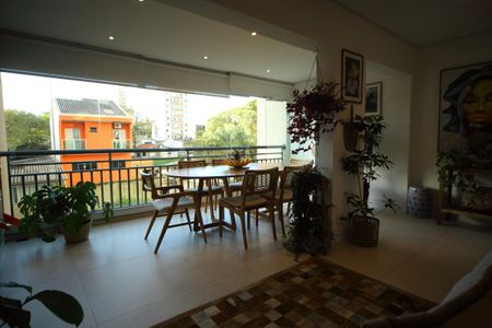 Apartamento à venda com 116m², 2 quartos e 2 vagasVaranda da Sala