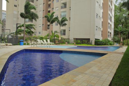 Apartamento à venda com 116m², 2 quartos e 2 vagasÁrea comum - Piscina