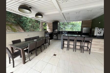 Apartamento para alugar com 60m², 2 quartos e 2 vagasÁrea externa