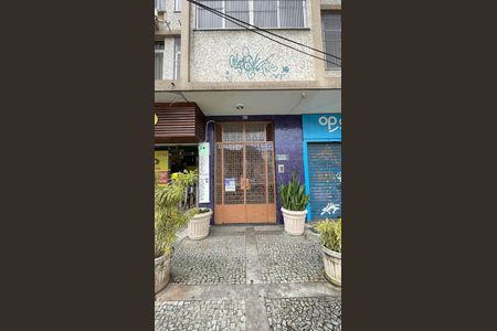 Plaquinha de apartamento à venda com 2 quartos, 57m² em Tijuca, Rio de Janeiro