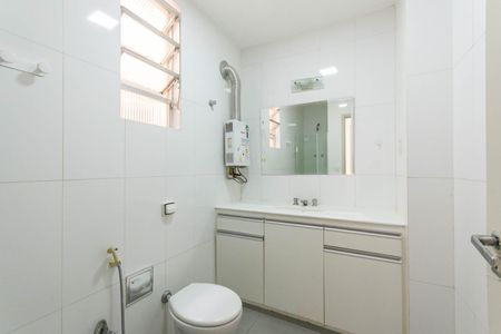 Banheiro de apartamento à venda com 2 quartos, 57m² em Tijuca, Rio de Janeiro